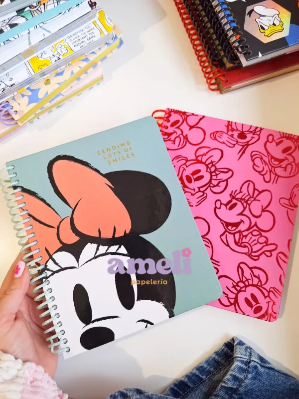 Cuaderno premium Mooving 1/2 oficio Minnie