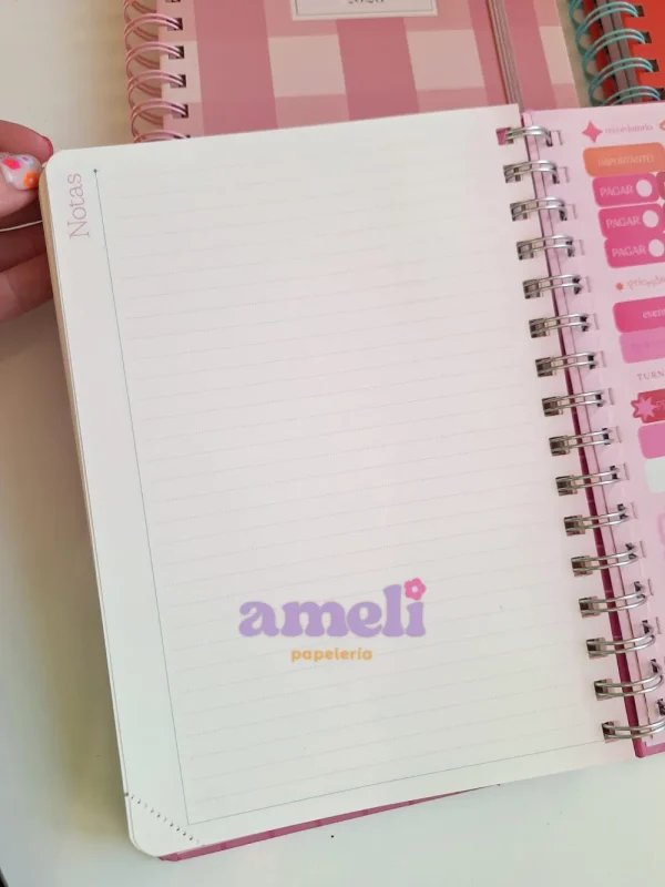 Agenda Mundo Fw 2026 diaria Pink - Imagen 4