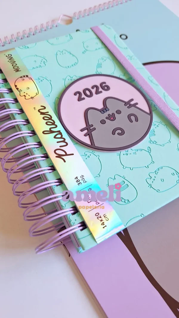 Agenda Mooving 2026 diaria Pusheen - Imagen 2