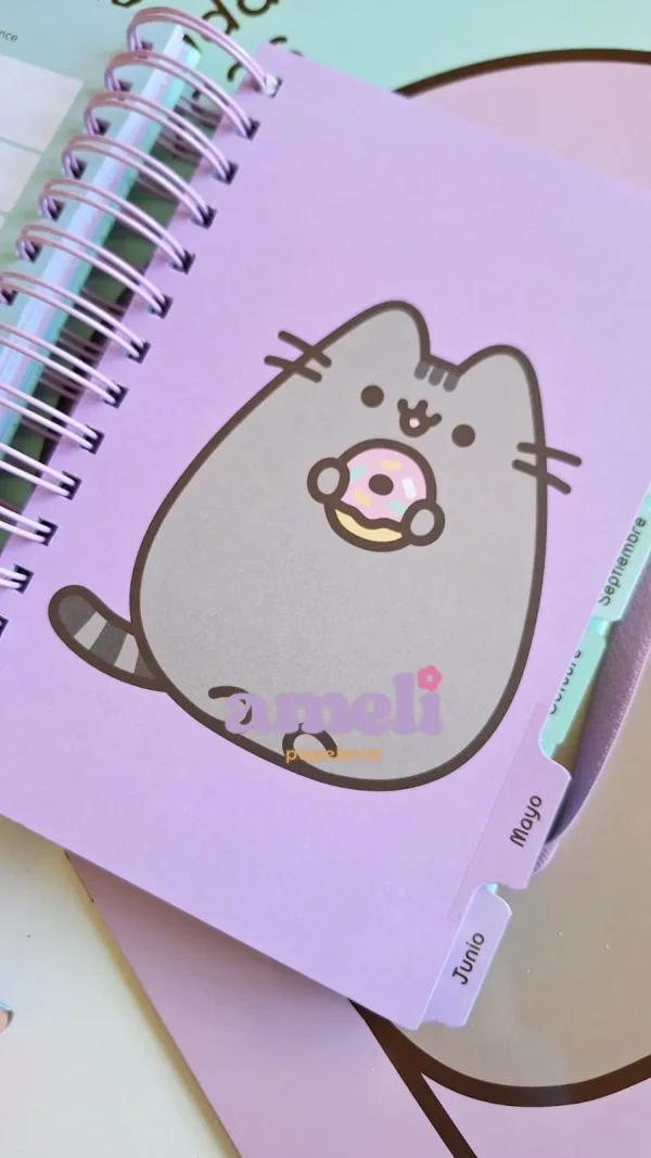 Agenda Mooving 2026 diaria Pusheen - Imagen 11