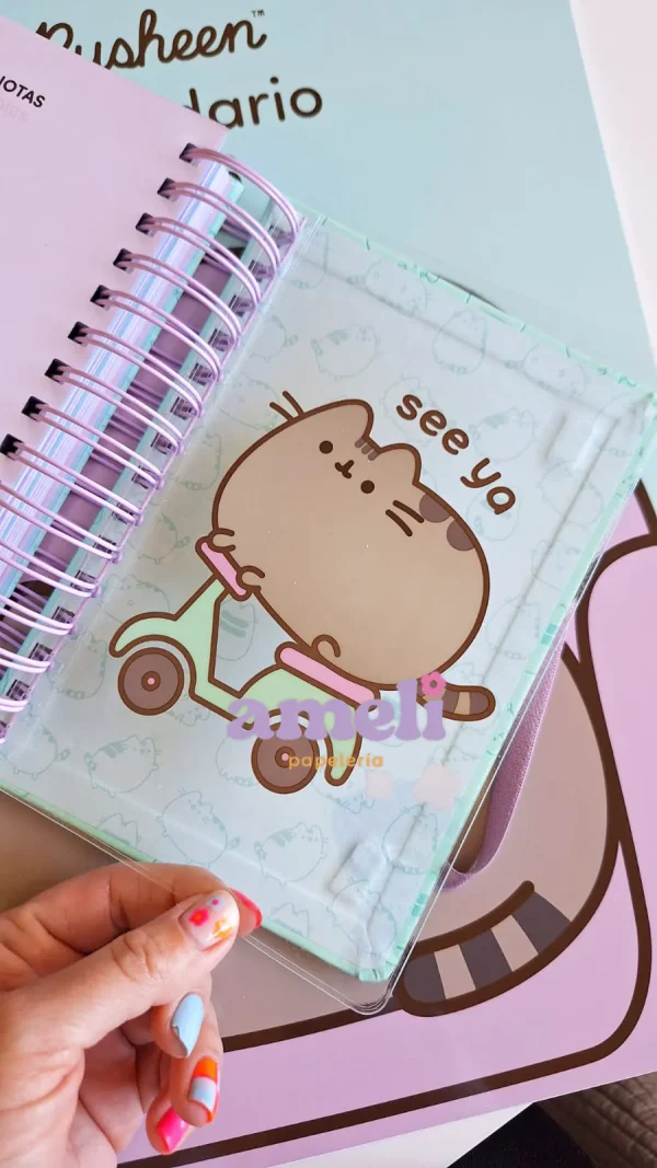 Agenda Mooving 2026 diaria Pusheen - Imagen 8