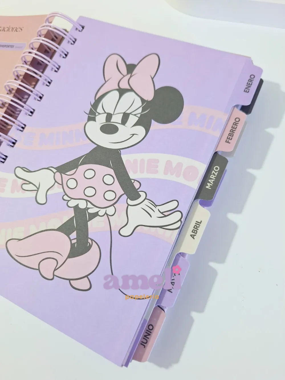 Agenda Mooving 2026 diaria Minnie Mouse - Imagen 7