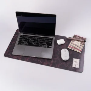 Desk Pad Antideslizante Mundo FW Malbec