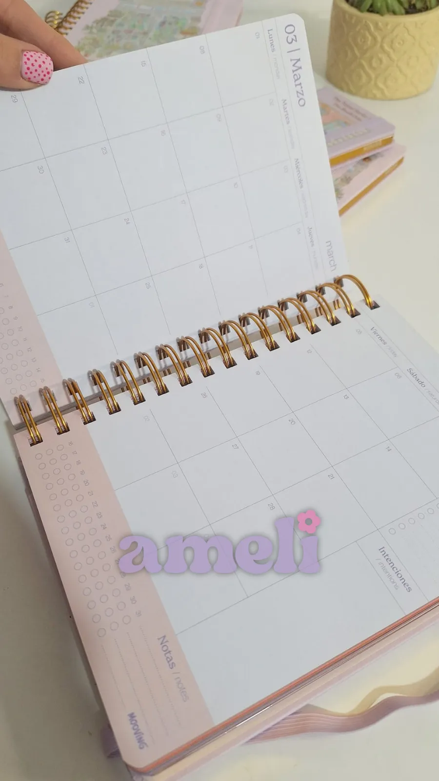 Agenda 2027 Travel día por página Mooving 15 x 21cm - Imagen 6